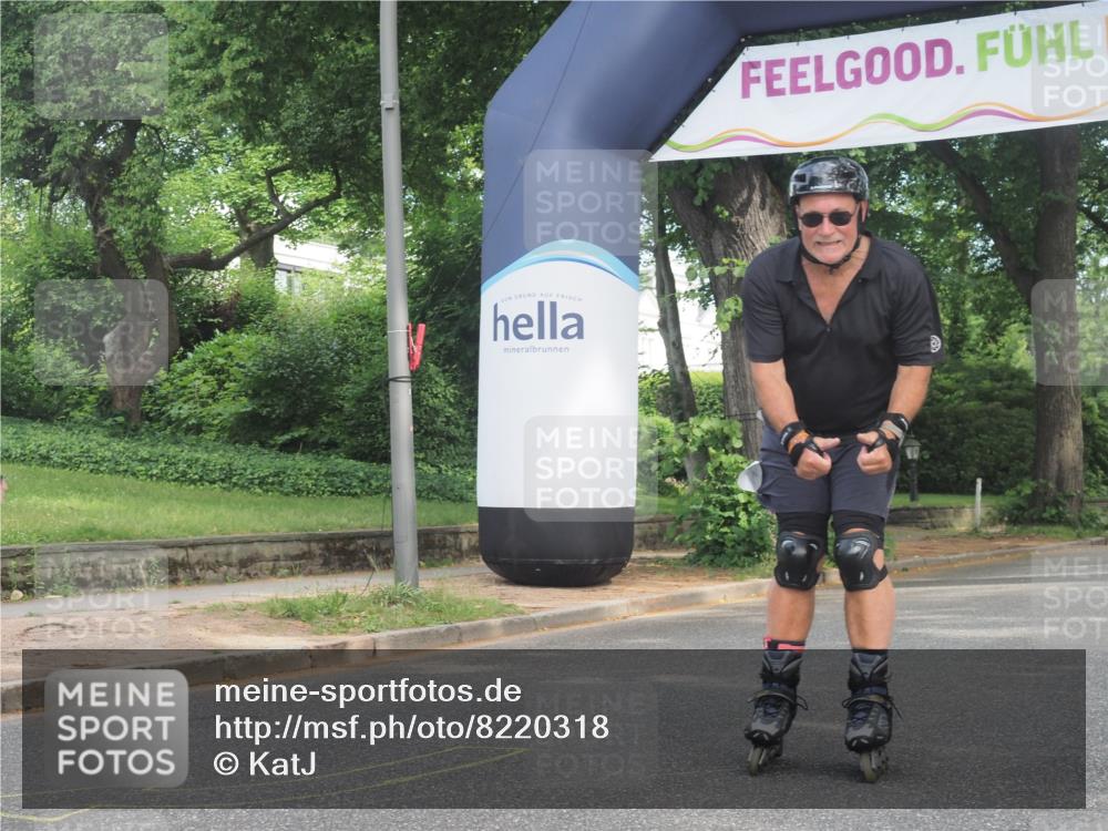 29.06.2025 - hella hamburg halbmarathon KatJ http://msf.ph/oto/8220318 29.06.2025 09:36:42 Zwischen KM18-KM19  meine-sportfotos.de