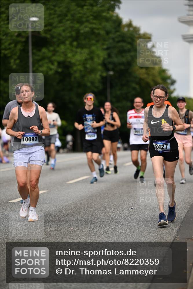 29.06.2025 - hella hamburg halbmarathon Dr. Thomas Lammeyer http://msf.ph/oto/8220359 29.06.2025 10:12:59 Kennedybrücke 1147, 1188, 1823, 2427, 2978, 3762, 4592, 4859, 5885, 6674, 7198, 7348, 9718, 9823, 9951, 9958, 10035, 10092, 10194, 10609, 10857 meine-sportfotos.de