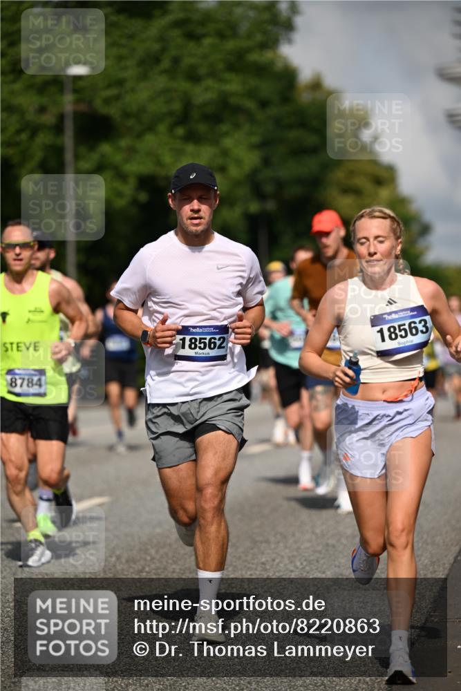 29.06.2025 - hella hamburg halbmarathon Dr. Thomas Lammeyer http://msf.ph/oto/8220863 29.06.2025 09:49:37 Kennedybrücke 2525, 3809, 3843, 3955, 4812, 5042, 6169, 6495, 7534, 7845, 7901, 8784, 8956, 10298, 10453, 10929, 11199, 11230 meine-sportfotos.de