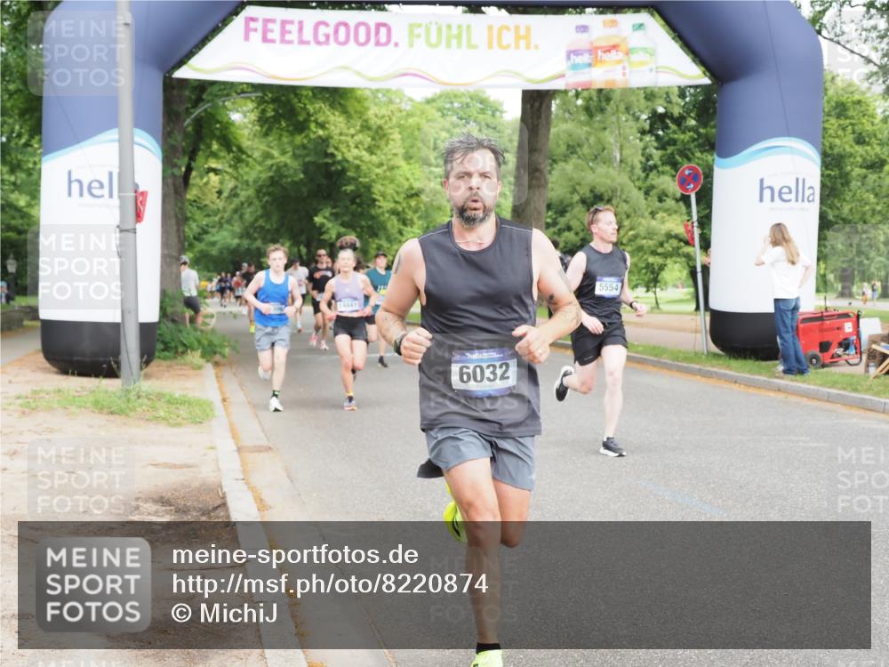 29.06.2025 - hella hamburg halbmarathon MichiJ http://msf.ph/oto/8220874 29.06.2025 10:24:20 Zwischen KM18-KM19 1562, 5554, 6032, 11559, 13419, 14603, 15115, 17306, 18220 meine-sportfotos.de
