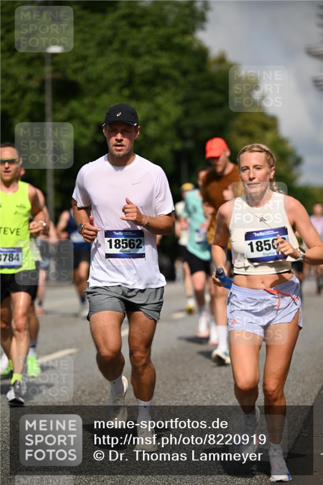 29.06.2025 - hella hamburg halbmarathon Dr. Thomas Lammeyer http://msf.ph/oto/8220919 29.06.2025 09:49:37 Kennedybrücke 2525, 3809, 3843, 3955, 4812, 5042, 6169, 6495, 7534, 7845, 7901, 8784, 8956, 10298, 10453, 10929, 11199, 11230 meine-sportfotos.de
