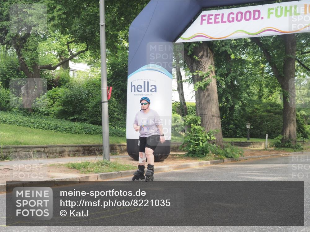 29.06.2025 - hella hamburg halbmarathon KatJ http://msf.ph/oto/8221035 29.06.2025 09:37:10 Zwischen KM18-KM19  meine-sportfotos.de