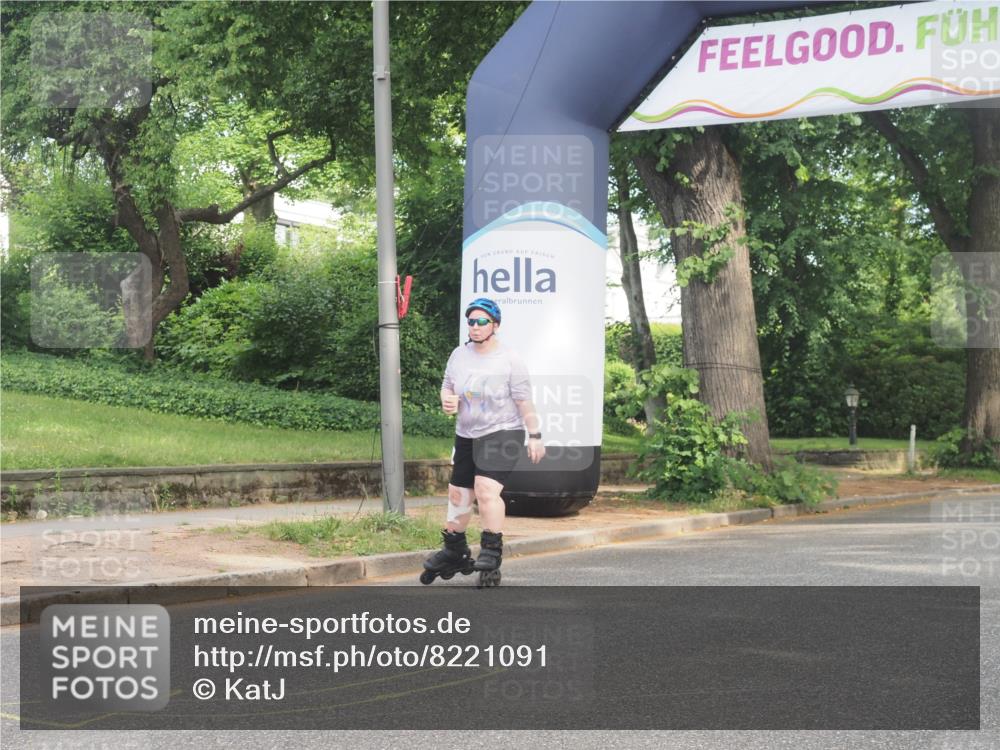 29.06.2025 - hella hamburg halbmarathon KatJ http://msf.ph/oto/8221091 29.06.2025 09:37:10 Zwischen KM18-KM19  meine-sportfotos.de