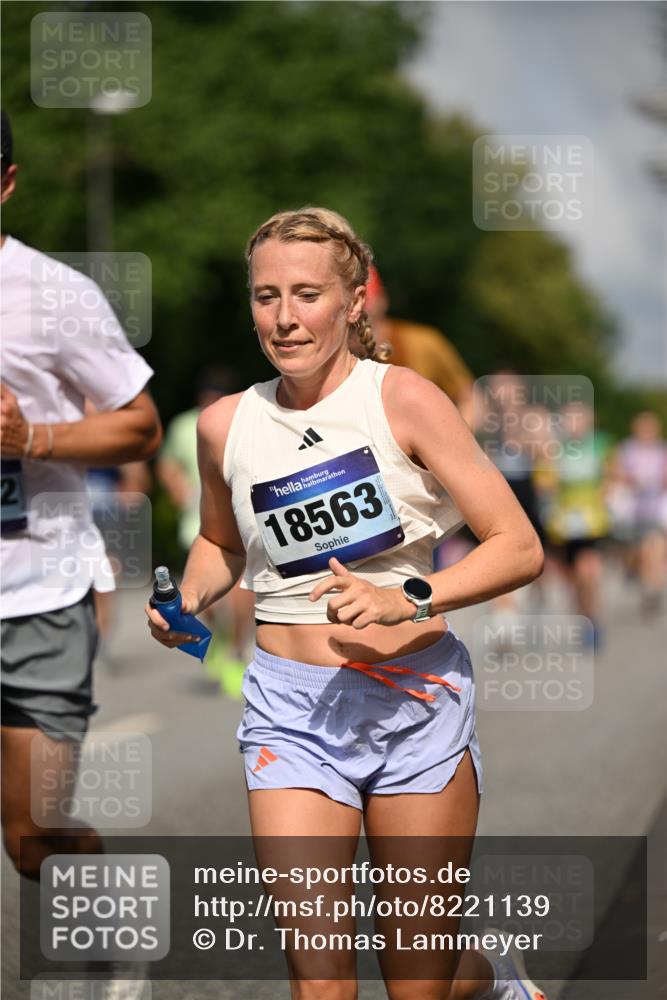 29.06.2025 - hella hamburg halbmarathon Dr. Thomas Lammeyer http://msf.ph/oto/8221139 29.06.2025 09:49:38 Kennedybrücke 2525, 3809, 3843, 3955, 4812, 5042, 6169, 6495, 7534, 7845, 7901, 8784, 8956, 10298, 10453, 10929, 11199, 11230 meine-sportfotos.de