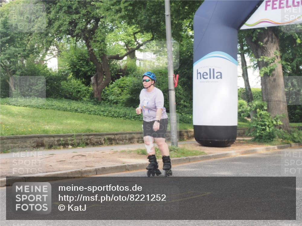 29.06.2025 - hella hamburg halbmarathon KatJ http://msf.ph/oto/8221252 29.06.2025 09:37:11 Zwischen KM18-KM19  meine-sportfotos.de