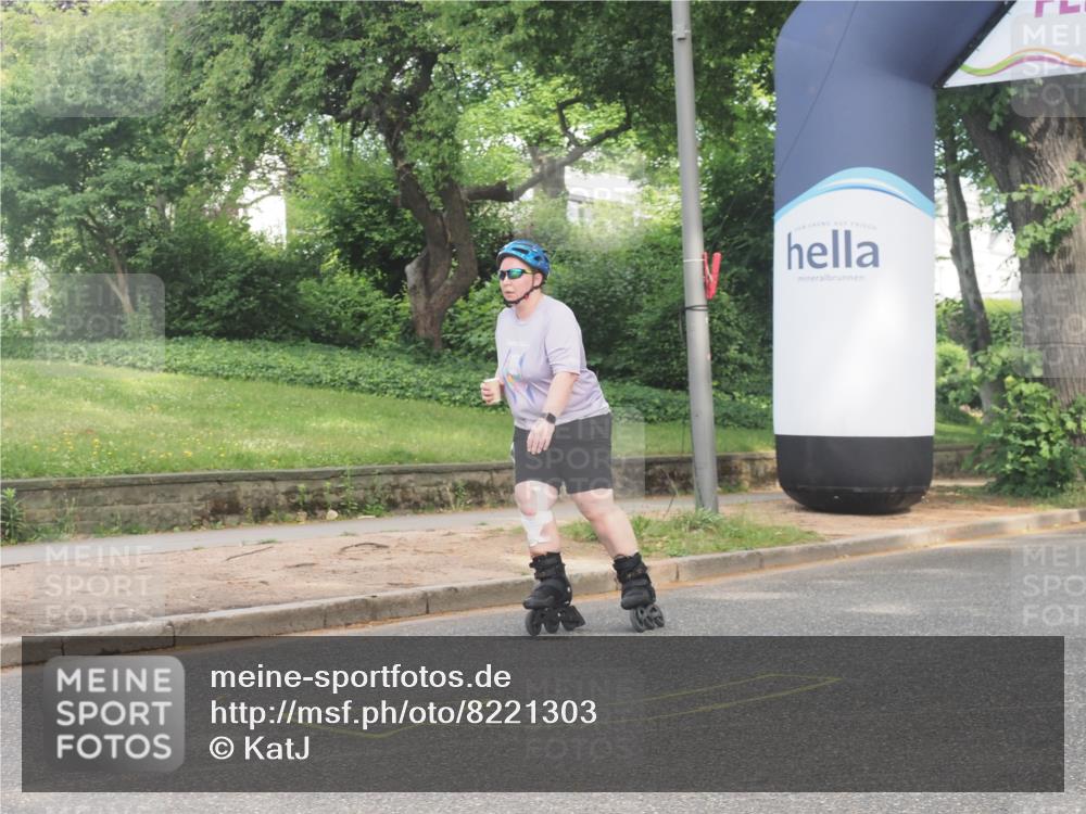 29.06.2025 - hella hamburg halbmarathon KatJ http://msf.ph/oto/8221303 29.06.2025 09:37:11 Zwischen KM18-KM19  meine-sportfotos.de