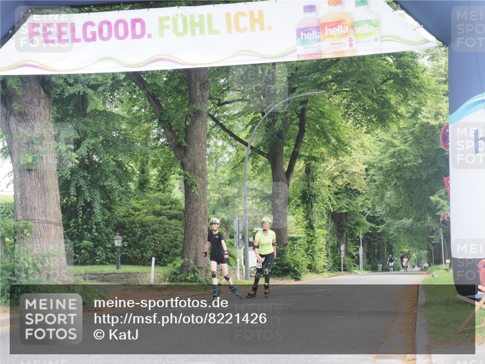 29.06.2025 - hella hamburg halbmarathon KatJ http://msf.ph/oto/8221426 29.06.2025 09:37:37 Zwischen KM18-KM19  meine-sportfotos.de