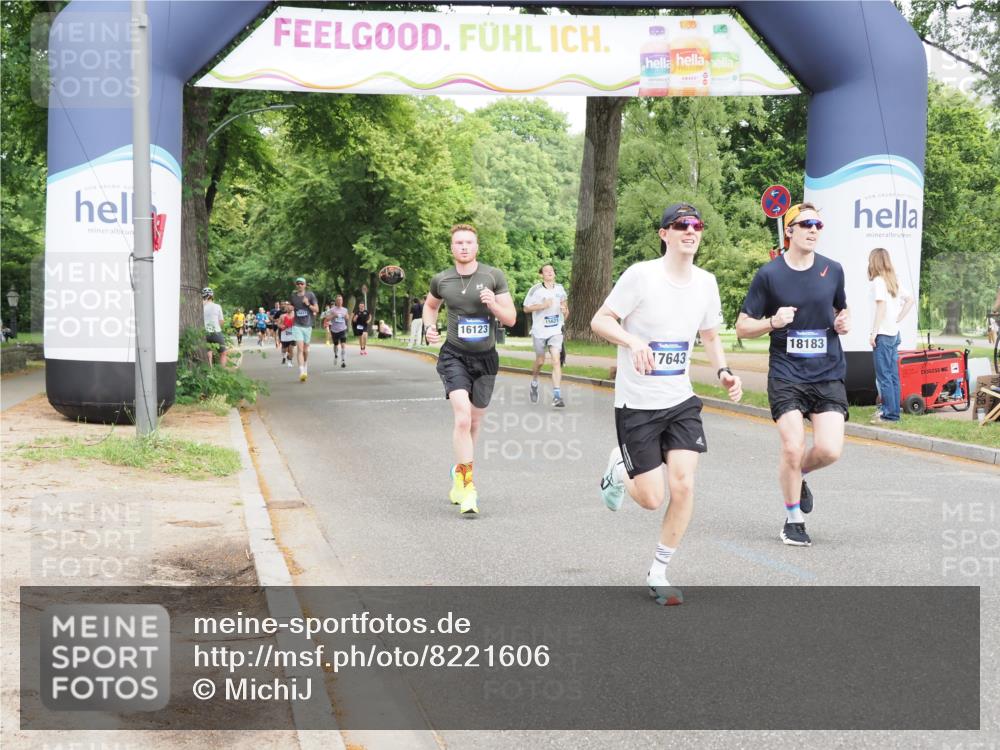 29.06.2025 - hella hamburg halbmarathon MichiJ http://msf.ph/oto/8221606 29.06.2025 10:24:27 Zwischen KM18-KM19 1889, 4944, 5554, 12751, 13252, 14629, 14841, 16123, 17022, 17306, 17643, 18183 meine-sportfotos.de