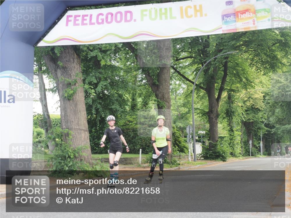 29.06.2025 - hella hamburg halbmarathon KatJ http://msf.ph/oto/8221658 29.06.2025 09:37:39 Zwischen KM18-KM19  meine-sportfotos.de
