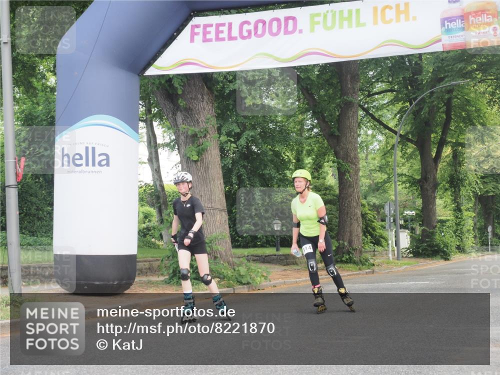 29.06.2025 - hella hamburg halbmarathon KatJ http://msf.ph/oto/8221870 29.06.2025 09:37:40 Zwischen KM18-KM19  meine-sportfotos.de
