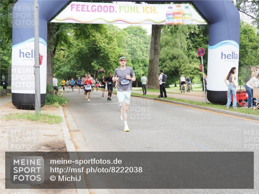 29.06.2025 - hella hamburg halbmarathon MichiJ http://msf.ph/oto/8222038 29.06.2025 10:24:32 Zwischen KM18-KM19 10477, 13252, 14629, 15621, 16123, 17022, 17643, 18183 meine-sportfotos.de