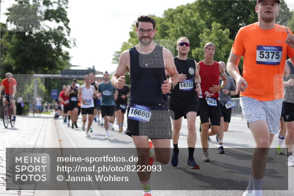 29.06.2025 - hella hamburg halbmarathon Jannik Wohlers http://msf.ph/oto/8222093 29.06.2025 09:51:05 Lombardsbrücke 1136, 1520, 1570, 1912, 1920, 1941, 2880, 2972, 3523, 3700, 4297, 4634, 4759, 4843, 4999, 5375, 5410, 7105, 7363, 7378, 7962, 8871, 9364, 9885, 10480, 11049, 11417, 11959, 13196, 13479, 14201, 14210, 14722, 14816, 15383, 15424, 15542, 15828, 15857, 15862, 16281, 16656, 16660, 17381, 17382, 17492, 17724, 17834, 18013, 18539, 18868, 18970 meine-sportfotos.de
