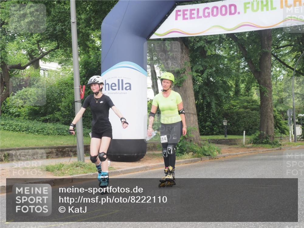 29.06.2025 - hella hamburg halbmarathon KatJ http://msf.ph/oto/8222110 29.06.2025 09:37:41 Zwischen KM18-KM19  meine-sportfotos.de