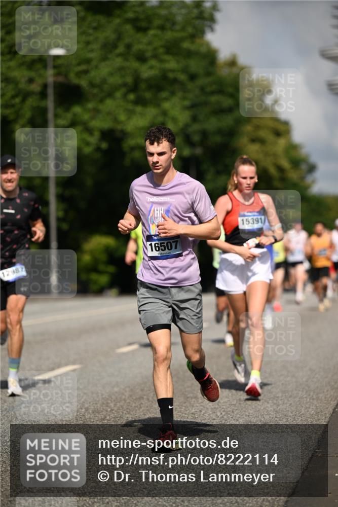 29.06.2025 - hella hamburg halbmarathon Dr. Thomas Lammeyer http://msf.ph/oto/8222114 29.06.2025 09:49:45 Kennedybrücke 1344, 3809, 3843, 3955, 4477, 4944, 5042, 6169, 7534, 7628, 7845, 7901, 8784, 8956, 10298, 10865, 10929, 11230 meine-sportfotos.de