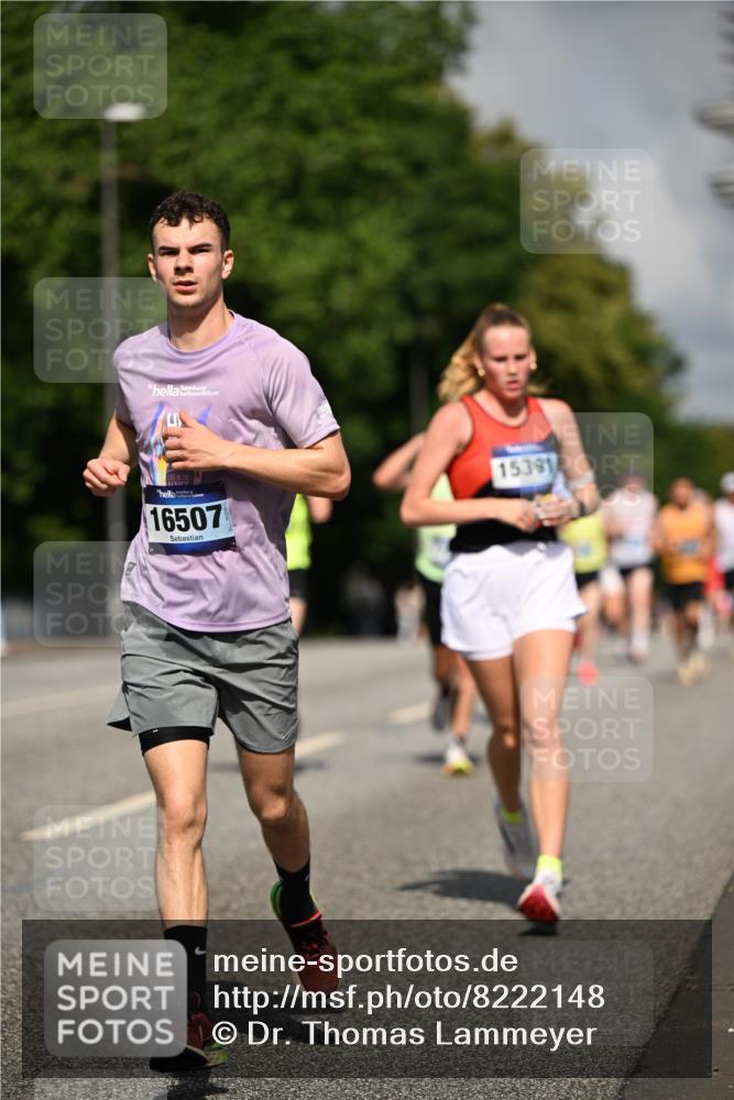 29.06.2025 - hella hamburg halbmarathon Dr. Thomas Lammeyer http://msf.ph/oto/8222148 29.06.2025 09:49:46 Kennedybrücke 1344, 1889, 3809, 3843, 3955, 4477, 4944, 5042, 6169, 7534, 7628, 7845, 7901, 8784, 8956, 10298, 10865, 10929, 11230 meine-sportfotos.de