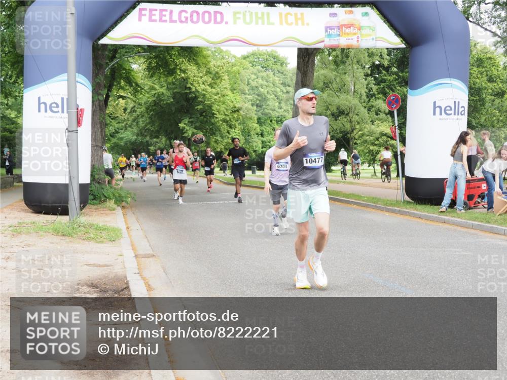 29.06.2025 - hella hamburg halbmarathon MichiJ http://msf.ph/oto/8222221 29.06.2025 10:24:33 Zwischen KM18-KM19 10477, 13252, 14629, 15621, 16123, 17022, 17643, 18183 meine-sportfotos.de