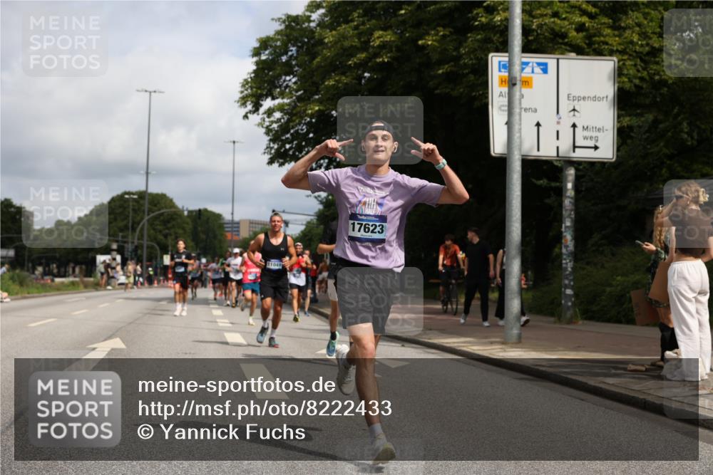 29.06.2025 - hella hamburg halbmarathon Yannick Fuchs http://msf.ph/oto/8222433 29.06.2025 10:33:09 20KM 1710, 2262, 2296, 2719, 2745, 2849, 3014, 3431, 4148, 5091, 5248, 6095, 6684, 7110, 8091, 10218, 11049, 11281, 11282, 11379, 12137, 12915, 13755, 14688, 14905, 15372, 16075, 16280, 17154, 17623, 17722, 18761, 19004 meine-sportfotos.de