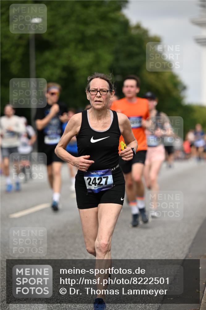 29.06.2025 - hella hamburg halbmarathon Dr. Thomas Lammeyer http://msf.ph/oto/8222501 29.06.2025 10:13:01 Kennedybrücke 1147, 1823, 2427, 2978, 3762, 4592, 4859, 5885, 6674, 7198, 9718, 9823, 9951, 9958, 10035, 10092, 10194, 10609, 10857 meine-sportfotos.de