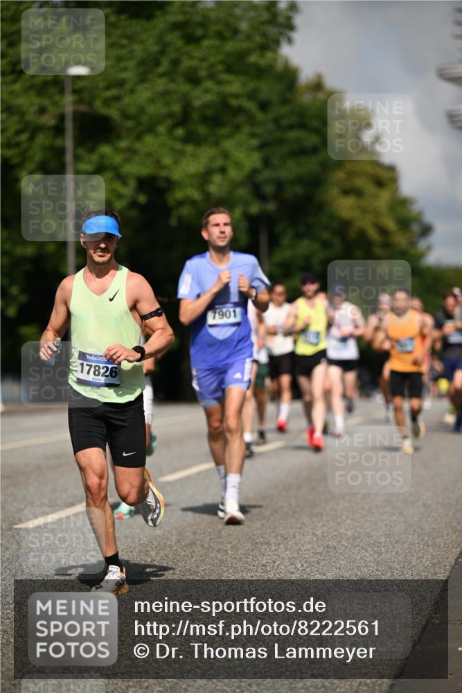 29.06.2025 - hella hamburg halbmarathon Dr. Thomas Lammeyer http://msf.ph/oto/8222561 29.06.2025 09:49:49 Kennedybrücke 1344, 1889, 3809, 3843, 3955, 4477, 4944, 5042, 7534, 7628, 7901, 8784, 8956, 10298, 10865, 10927, 10929, 11230, 11304 meine-sportfotos.de