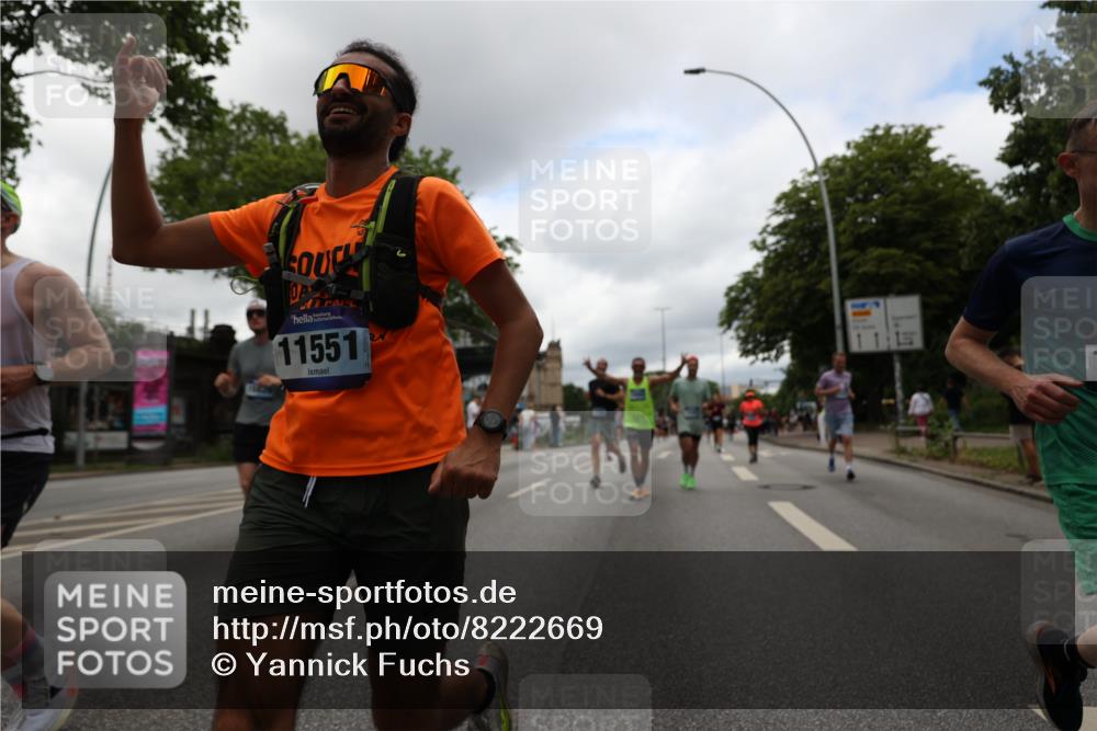 29.06.2025 - hella hamburg halbmarathon Yannick Fuchs http://msf.ph/oto/8222669 29.06.2025 10:46:11 20KM 2287, 2397, 2595, 4140, 4557, 4837, 5032, 5093, 5399, 5482, 6390, 7130, 7312, 7409, 7724, 7732, 8139, 8661, 8977, 9082, 9093, 9145, 9876, 10115, 11459, 11551, 12367, 12580, 13047, 13051, 13327, 14122, 14300, 14561, 15001, 15275, 15356, 15427, 15506, 15727, 15829, 15831, 16003, 16179, 16357, 16591, 17997, 18801, 18982 meine-sportfotos.de