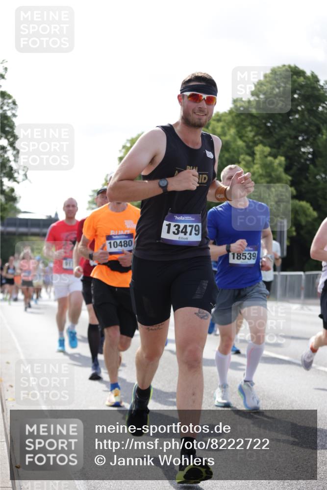 29.06.2025 - hella hamburg halbmarathon Jannik Wohlers http://msf.ph/oto/8222722 29.06.2025 09:51:11 Lombardsbrücke 1520, 1570, 1903, 1920, 2880, 2972, 3523, 4297, 4634, 4759, 4843, 4865, 4991, 4999, 5375, 5410, 6490, 7105, 7363, 8871, 9114, 9364, 10375, 10480, 10669, 11049, 11417, 11959, 12711, 12712, 13196, 13479, 14722, 15383, 15542, 15828, 15857, 16281, 16656, 16660, 17381, 17382, 17724, 18013, 18539, 18764, 18868, 18970 meine-sportfotos.de