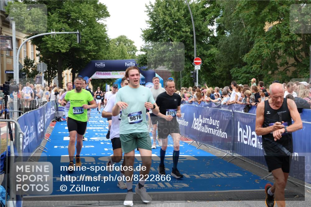 29.06.2025 - hella hamburg halbmarathon Zöllner http://msf.ph/oto/8222866 29.06.2025 10:52:34 Ziel 3715, 6561, 6562, 7178, 7232, 8371, 8661, 9145, 9739, 9876, 11791, 13015, 13301, 14561, 15001, 15980, 18982 meine-sportfotos.de