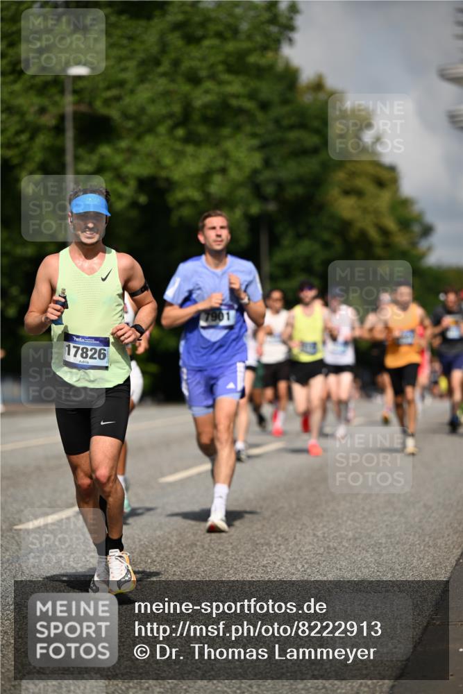 29.06.2025 - hella hamburg halbmarathon Dr. Thomas Lammeyer http://msf.ph/oto/8222913 29.06.2025 09:49:49 Kennedybrücke 1344, 1889, 3809, 3843, 3955, 4477, 4944, 5042, 7534, 7628, 7901, 8784, 8956, 10298, 10865, 10927, 10929, 11230, 11304 meine-sportfotos.de
