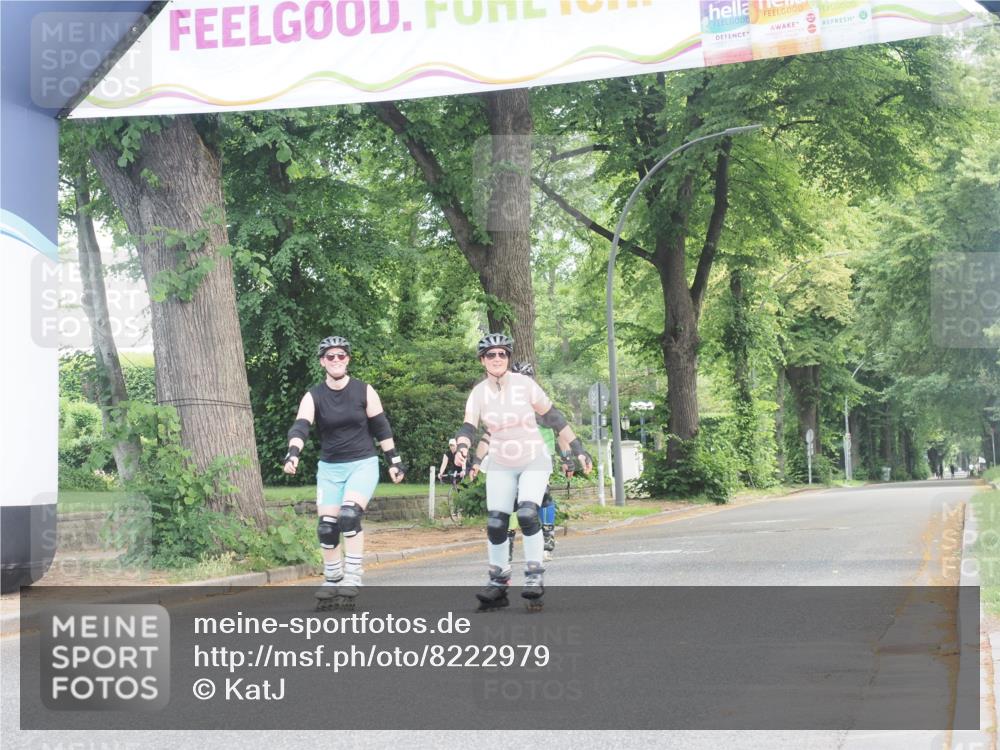 29.06.2025 - hella hamburg halbmarathon KatJ http://msf.ph/oto/8222979 29.06.2025 09:37:58 Zwischen KM18-KM19  meine-sportfotos.de