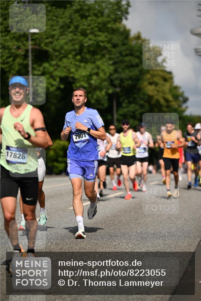 29.06.2025 - hella hamburg halbmarathon Dr. Thomas Lammeyer http://msf.ph/oto/8223055 29.06.2025 09:49:49 Kennedybrücke 1344, 1889, 3809, 3843, 3955, 4477, 4944, 5042, 7534, 7628, 7901, 8784, 8956, 10298, 10865, 10927, 10929, 11230, 11304 meine-sportfotos.de