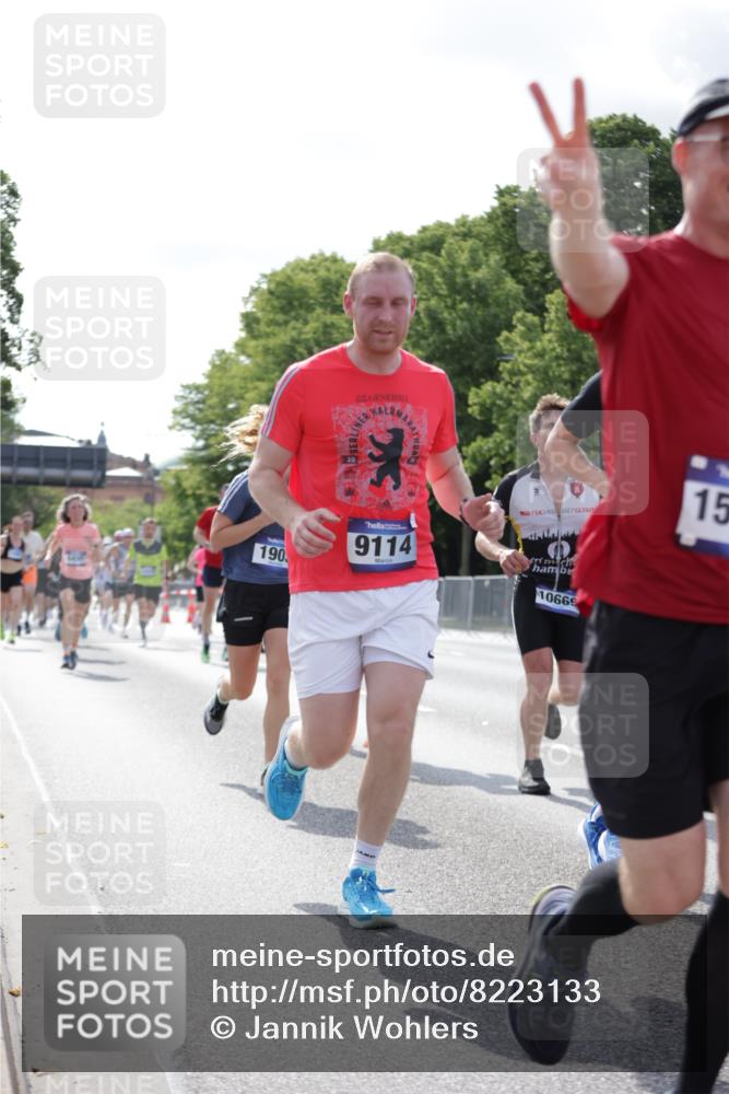 29.06.2025 - hella hamburg halbmarathon Jannik Wohlers http://msf.ph/oto/8223133 29.06.2025 09:51:12 Lombardsbrücke 1520, 1570, 1903, 1920, 2880, 2972, 3523, 4297, 4634, 4759, 4843, 4865, 4991, 4999, 5375, 5410, 6490, 7105, 7363, 8871, 9114, 9364, 10375, 10480, 10669, 10934, 11049, 11417, 11959, 12711, 12712, 13196, 13479, 14722, 14861, 15383, 15542, 15828, 15857, 15932, 16281, 16660, 17381, 17382, 17724, 18013, 18539, 18764, 18868, 18970 meine-sportfotos.de