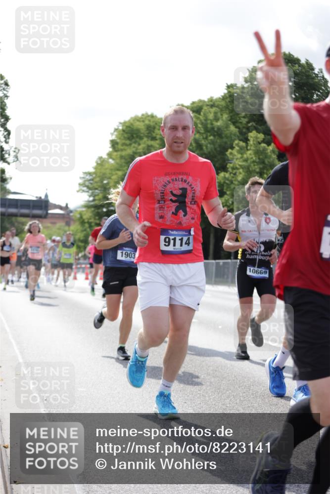 29.06.2025 - hella hamburg halbmarathon Jannik Wohlers http://msf.ph/oto/8223141 29.06.2025 09:51:12 Lombardsbrücke 1520, 1570, 1903, 1920, 2880, 2972, 3523, 4297, 4634, 4759, 4843, 4865, 4991, 4999, 5375, 5410, 6490, 7105, 7363, 8871, 9114, 9364, 10375, 10480, 10669, 10934, 11049, 11417, 11959, 12711, 12712, 13196, 13479, 14722, 14861, 15383, 15542, 15828, 15857, 15932, 16281, 16660, 17381, 17382, 17724, 18013, 18539, 18764, 18868, 18970 meine-sportfotos.de