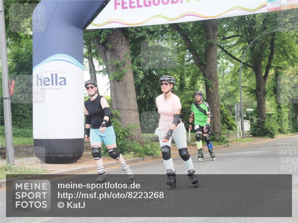 29.06.2025 - hella hamburg halbmarathon KatJ http://msf.ph/oto/8223268 29.06.2025 09:37:59 Zwischen KM18-KM19  meine-sportfotos.de