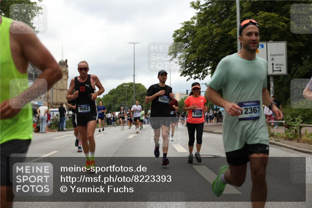 29.06.2025 - hella hamburg halbmarathon Yannick Fuchs http://msf.ph/oto/8223393 29.06.2025 10:46:13 20KM 2287, 2397, 2595, 4140, 4557, 4837, 5032, 5093, 5116, 5399, 5482, 6390, 6562, 7130, 7312, 7409, 7724, 7732, 8139, 8661, 8977, 9082, 9093, 9145, 9876, 10115, 11459, 11551, 12367, 12580, 13047, 13051, 13327, 14122, 14300, 14561, 15001, 15275, 15356, 15427, 15506, 15727, 15829, 15831, 16003, 16179, 16357, 16591, 18801 meine-sportfotos.de