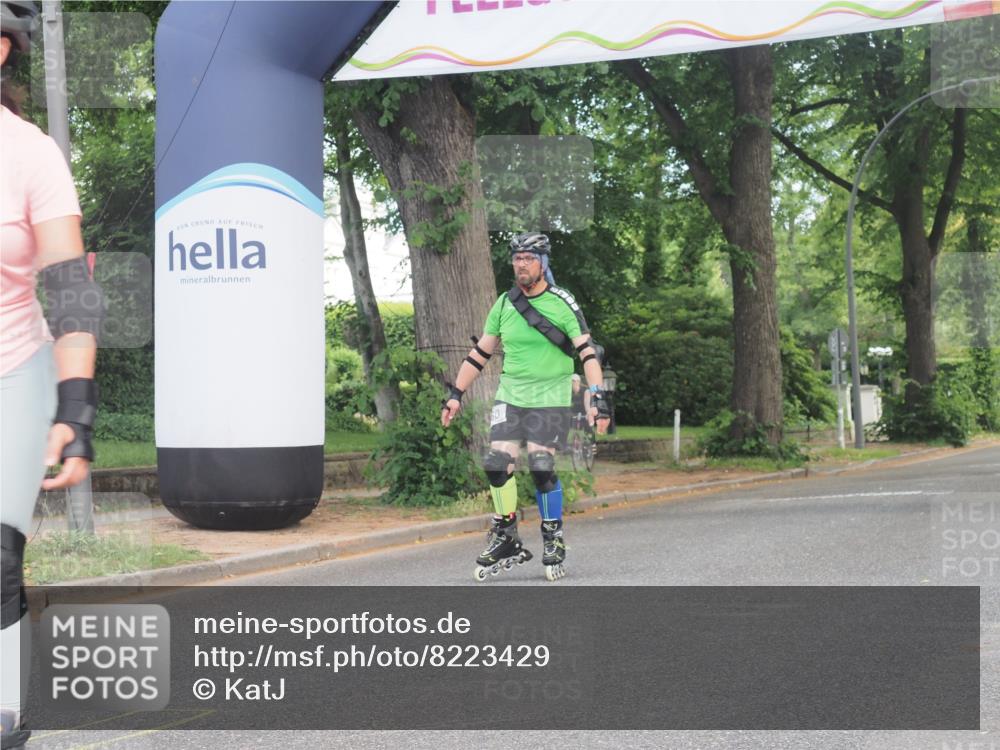 29.06.2025 - hella hamburg halbmarathon KatJ http://msf.ph/oto/8223429 29.06.2025 09:38:00 Zwischen KM18-KM19  meine-sportfotos.de