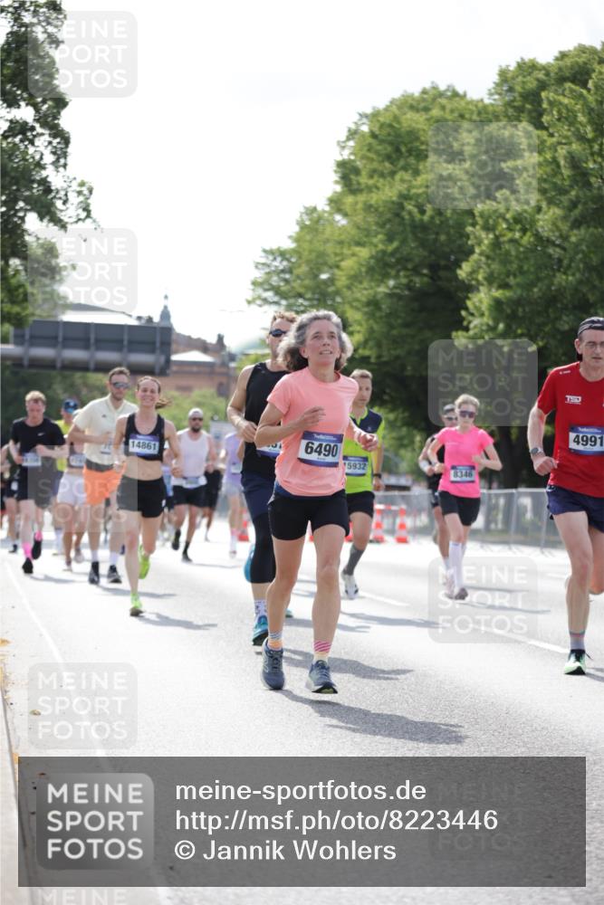 29.06.2025 - hella hamburg halbmarathon Jannik Wohlers http://msf.ph/oto/8223446 29.06.2025 09:51:15 Lombardsbrücke 1520, 1570, 1903, 1920, 2653, 2880, 2972, 4297, 4634, 4759, 4843, 4865, 4991, 4999, 5375, 5410, 6490, 7092, 7105, 7363, 8346, 8871, 9114, 9364, 10375, 10480, 10669, 10934, 11021, 11417, 11714, 11959, 12711, 12712, 13196, 13479, 14722, 14861, 15383, 15542, 15828, 15932, 16281, 16660, 17381, 17382, 17406, 17724, 18013, 18356, 18539, 18764 meine-sportfotos.de