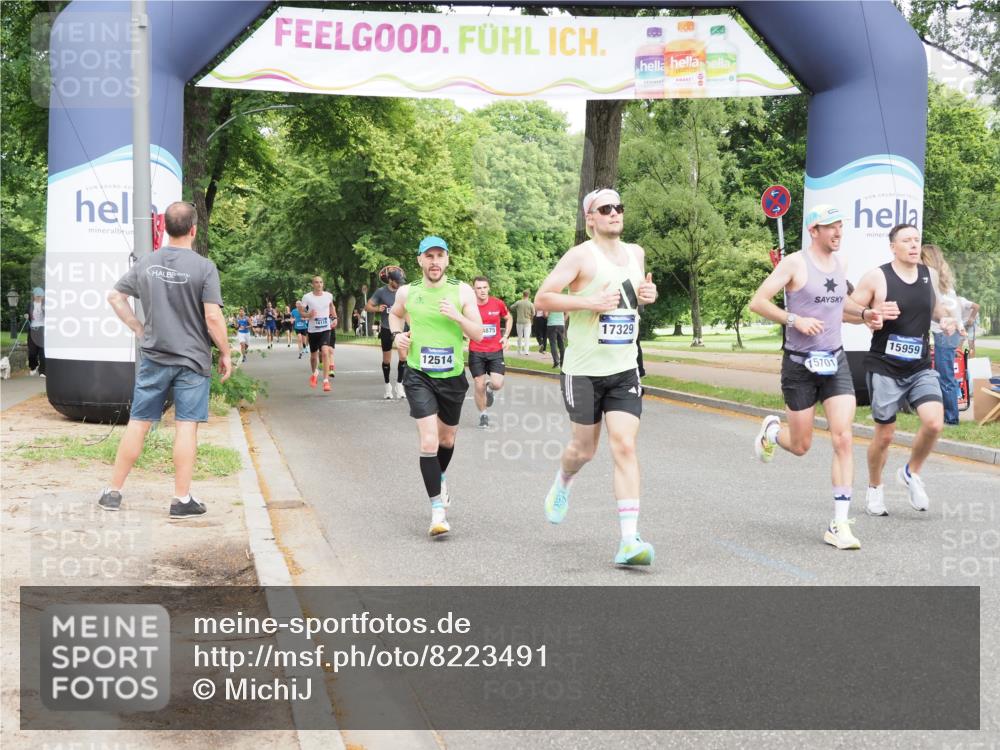 29.06.2025 - hella hamburg halbmarathon MichiJ http://msf.ph/oto/8223491 29.06.2025 10:24:50 Zwischen KM18-KM19 3843, 10877, 12447, 12462, 12514, 15701, 15959, 17691, 18841 meine-sportfotos.de