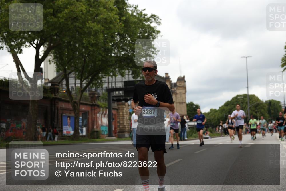 29.06.2025 - hella hamburg halbmarathon Yannick Fuchs http://msf.ph/oto/8223622 29.06.2025 10:46:16 20KM 2287, 2595, 4140, 4557, 4558, 4837, 5032, 5093, 5116, 5378, 5399, 5482, 6164, 6390, 6561, 6562, 7130, 7312, 7409, 7724, 7732, 7896, 8139, 8661, 8720, 8977, 9082, 9093, 9145, 9876, 10115, 11459, 12367, 13047, 13051, 13327, 14122, 14300, 14561, 15001, 15144, 15275, 15427, 15506, 15690, 15829, 16003, 16179, 16357, 18801 meine-sportfotos.de