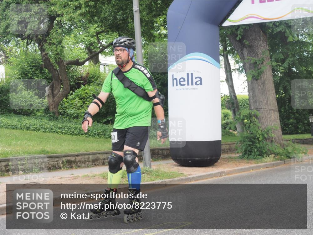 29.06.2025 - hella hamburg halbmarathon KatJ http://msf.ph/oto/8223775 29.06.2025 09:38:01 Zwischen KM18-KM19  meine-sportfotos.de