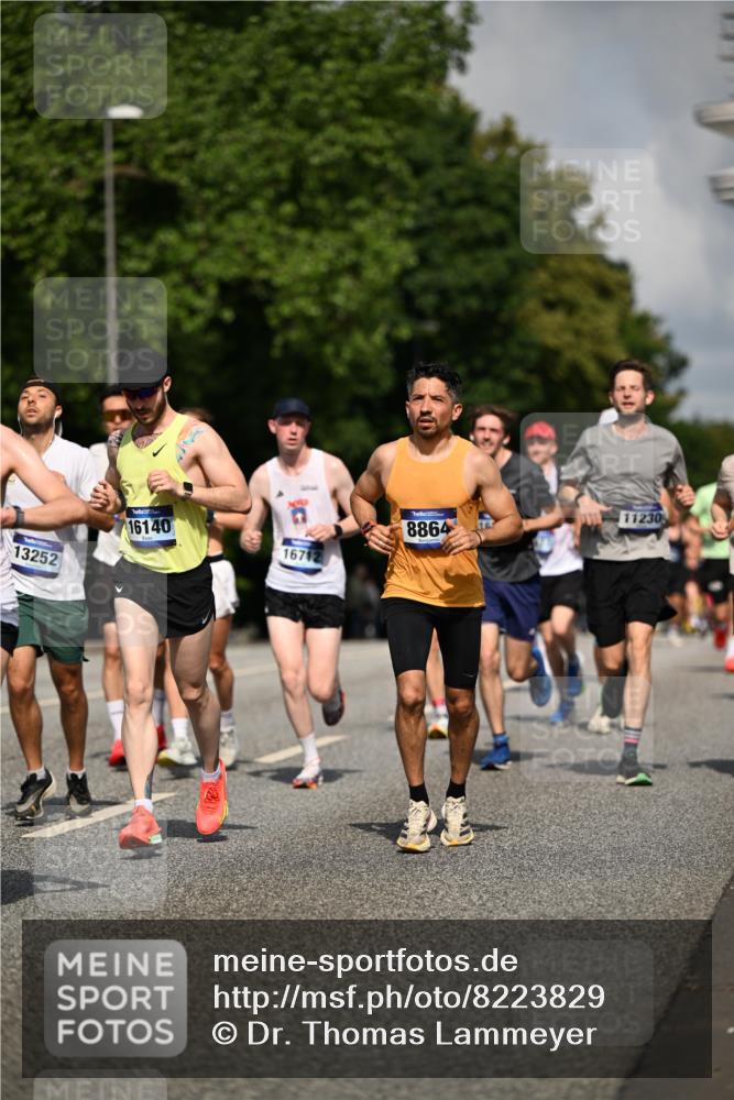 29.06.2025 - hella hamburg halbmarathon Dr. Thomas Lammeyer http://msf.ph/oto/8223829 29.06.2025 09:49:52 Kennedybrücke 1344, 1889, 2243, 3809, 3955, 4477, 4944, 5042, 5048, 7534, 7628, 7901, 8312, 8956, 10298, 10865, 10927, 10929, 11230, 11304 meine-sportfotos.de