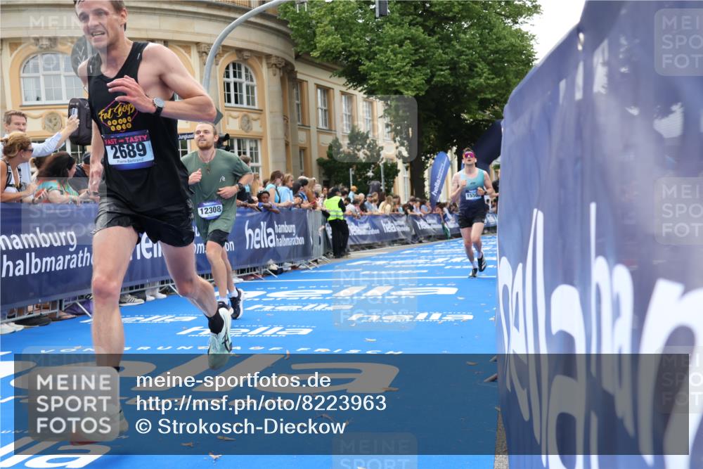 29.06.2025 - hella hamburg halbmarathon Strokosch-Dieckow http://msf.ph/oto/8223963 29.06.2025 10:30:08 Ziel 1758, 2689, 3189, 8190, 8323, 9634, 10270, 12308, 15507, 17768 meine-sportfotos.de