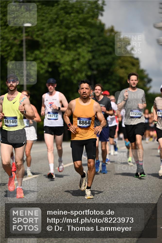 29.06.2025 - hella hamburg halbmarathon Dr. Thomas Lammeyer http://msf.ph/oto/8223973 29.06.2025 09:49:53 Kennedybrücke 1344, 1889, 2243, 3809, 3955, 4477, 4944, 5048, 5660, 7534, 7628, 7901, 8312, 8956, 10298, 10865, 10927, 10929, 11230, 11304 meine-sportfotos.de
