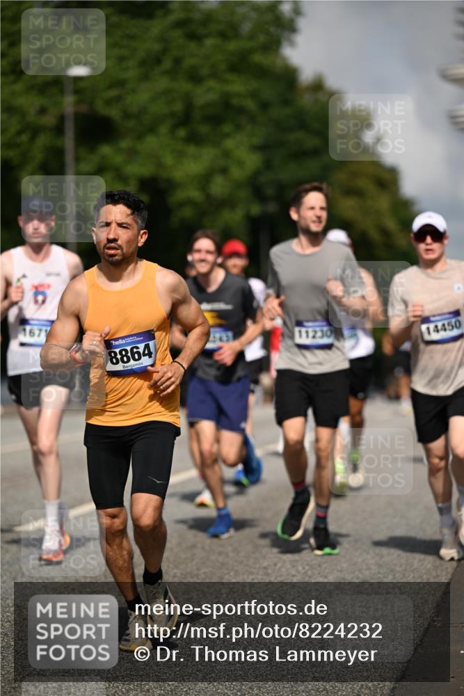 29.06.2025 - hella hamburg halbmarathon Dr. Thomas Lammeyer http://msf.ph/oto/8224232 29.06.2025 09:49:54 Kennedybrücke 1344, 1889, 2243, 3955, 4477, 4944, 5048, 5152, 5660, 7534, 7628, 7901, 8312, 10298, 10865, 10927, 11230, 11304 meine-sportfotos.de