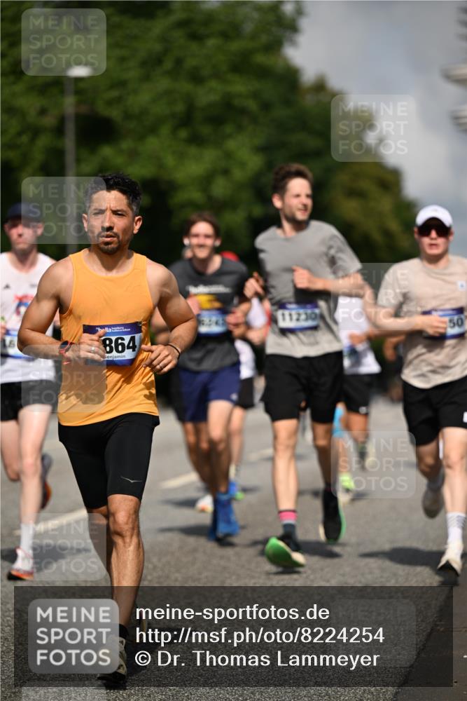 29.06.2025 - hella hamburg halbmarathon Dr. Thomas Lammeyer http://msf.ph/oto/8224254 29.06.2025 09:49:54 Kennedybrücke 1344, 1889, 2243, 3955, 4477, 4944, 5048, 5152, 5660, 7534, 7628, 7901, 8312, 10298, 10865, 10927, 11230, 11304 meine-sportfotos.de