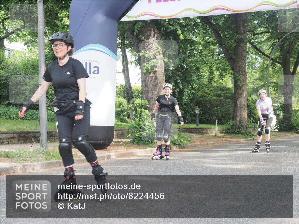 29.06.2025 - hella hamburg halbmarathon KatJ http://msf.ph/oto/8224456 29.06.2025 09:38:59 Zwischen KM18-KM19  meine-sportfotos.de