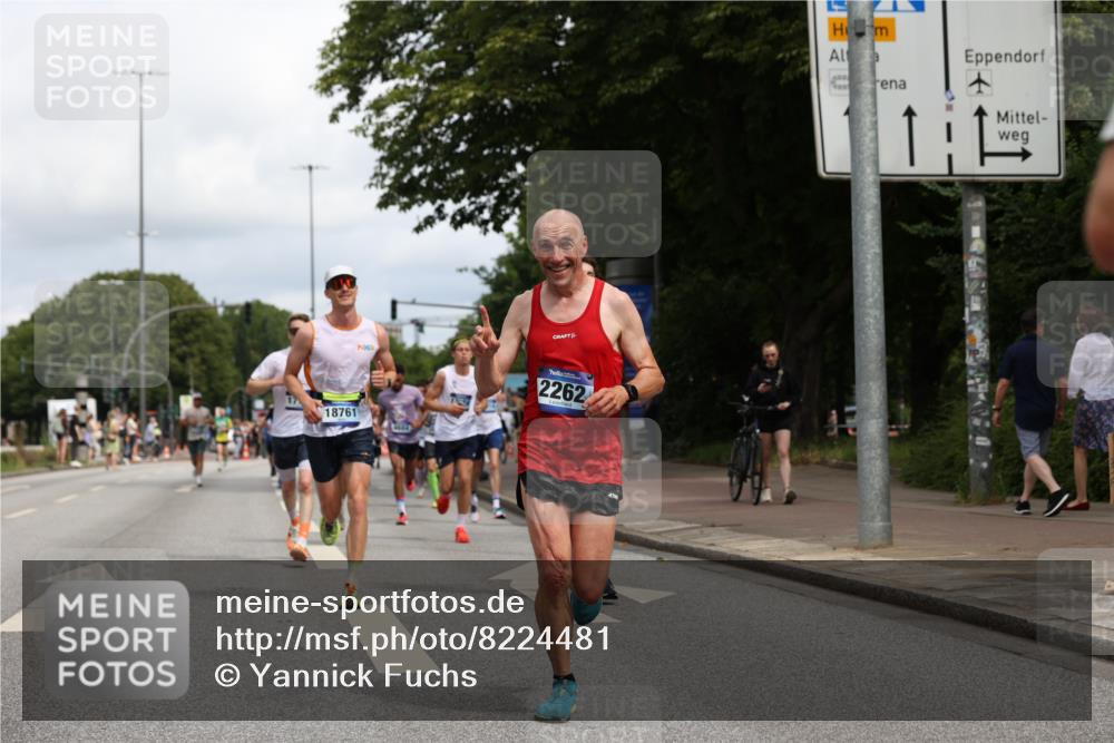 29.06.2025 - hella hamburg halbmarathon Yannick Fuchs http://msf.ph/oto/8224481 29.06.2025 10:33:17 20KM 1164, 2262, 2296, 2719, 2849, 2980, 3014, 3136, 3431, 4148, 5091, 5248, 6095, 6682, 6684, 7110, 8091, 9403, 10218, 11049, 11055, 11281, 11282, 11379, 11447, 12137, 12915, 13755, 13800, 14905, 15372, 16075, 16280, 17154, 17623, 17646, 17722, 18761, 19004, 19151 meine-sportfotos.de