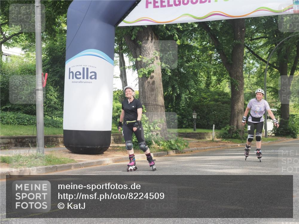 29.06.2025 - hella hamburg halbmarathon KatJ http://msf.ph/oto/8224509 29.06.2025 09:38:59 Zwischen KM18-KM19  meine-sportfotos.de