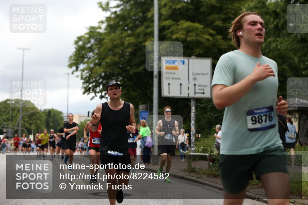 29.06.2025 - hella hamburg halbmarathon Yannick Fuchs http://msf.ph/oto/8224582 29.06.2025 10:46:25 20KM 2444, 2814, 3715, 4121, 4557, 4558, 4837, 5032, 5093, 5116, 5378, 5399, 5482, 6164, 6390, 6561, 6562, 7130, 7312, 7475, 7732, 7896, 8139, 8172, 8316, 8661, 8720, 8977, 9093, 9145, 9876, 10115, 11459, 12135, 12519, 13301, 13327, 14300, 14791, 15001, 15144, 15275, 15427, 15446, 15506, 15690, 16320, 16357, 17773, 18801 meine-sportfotos.de