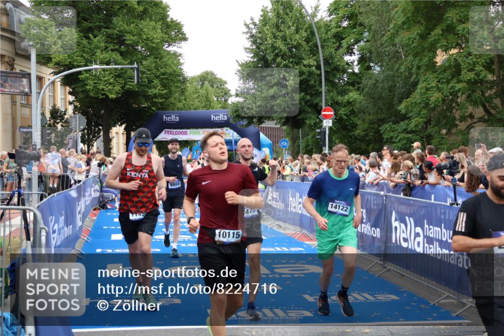 29.06.2025 - hella hamburg halbmarathon Zöllner http://msf.ph/oto/8224716 29.06.2025 10:52:47 Ziel 2287, 2346, 3999, 5116, 5169, 5194, 7475, 8172, 9065, 9163, 9869, 10115, 11459, 12482, 14122, 14805, 16467, 17198, 18331, 19244 meine-sportfotos.de