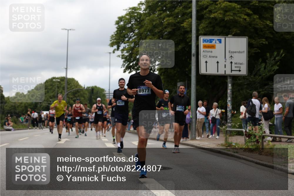 29.06.2025 - hella hamburg halbmarathon Yannick Fuchs http://msf.ph/oto/8224807 29.06.2025 10:46:29 20KM 1098, 1657, 2444, 2814, 3258, 3715, 3952, 4121, 4557, 4558, 4837, 5032, 5093, 5116, 5378, 5399, 6164, 6561, 6562, 7130, 7178, 7312, 7475, 7896, 8139, 8172, 8316, 8720, 8977, 9093, 9145, 9876, 10811, 11459, 12135, 12519, 13211, 13301, 13327, 14198, 14286, 14300, 14791, 15001, 15144, 15275, 15427, 15446, 15506, 15690, 16320, 16357, 17130, 17198, 17773, 18801 meine-sportfotos.de