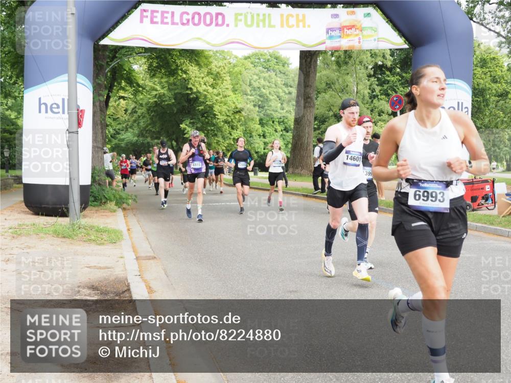 29.06.2025 - hella hamburg halbmarathon MichiJ http://msf.ph/oto/8224880 29.06.2025 10:25:17 Zwischen KM18-KM19 2121, 5042, 6993, 11304, 13991, 14601, 14789 meine-sportfotos.de